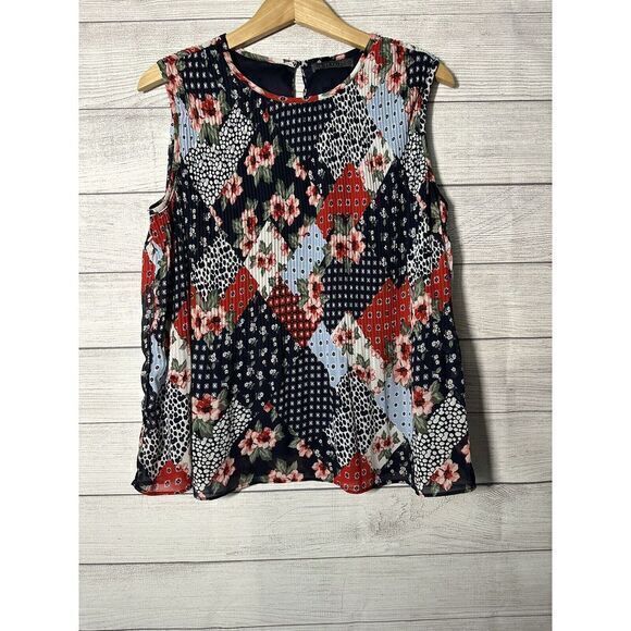 Suzy Shier Women's‎ Small  Multicolor Blouse Pullover Blue Red Sleeveless Top - Picture 1 of 4
